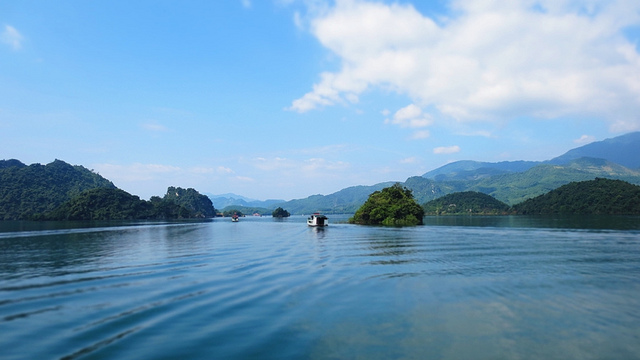 Thung Nai, Hoa Binh