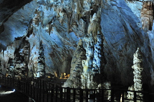 Cueva de Tien Phi