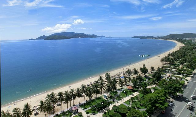 Nha Trang playa de la ciudad