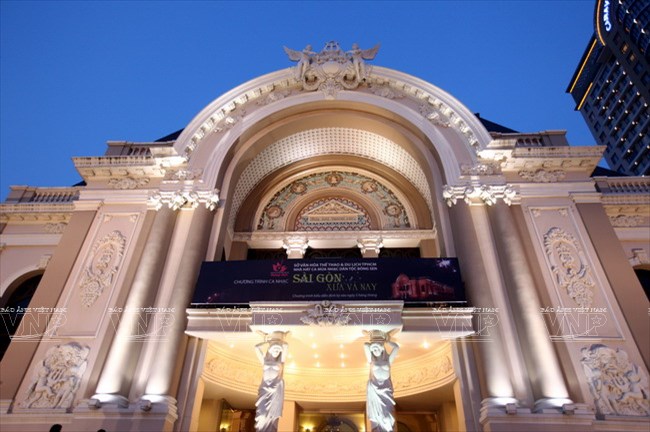 Teatro Municipal en Ho Chi Minh-3